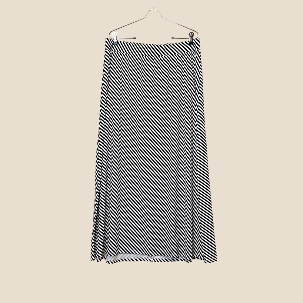 Terra & Sky Maxi Skirt 0X 14W Navy White Striped Coastal Preppy Travel Flowy